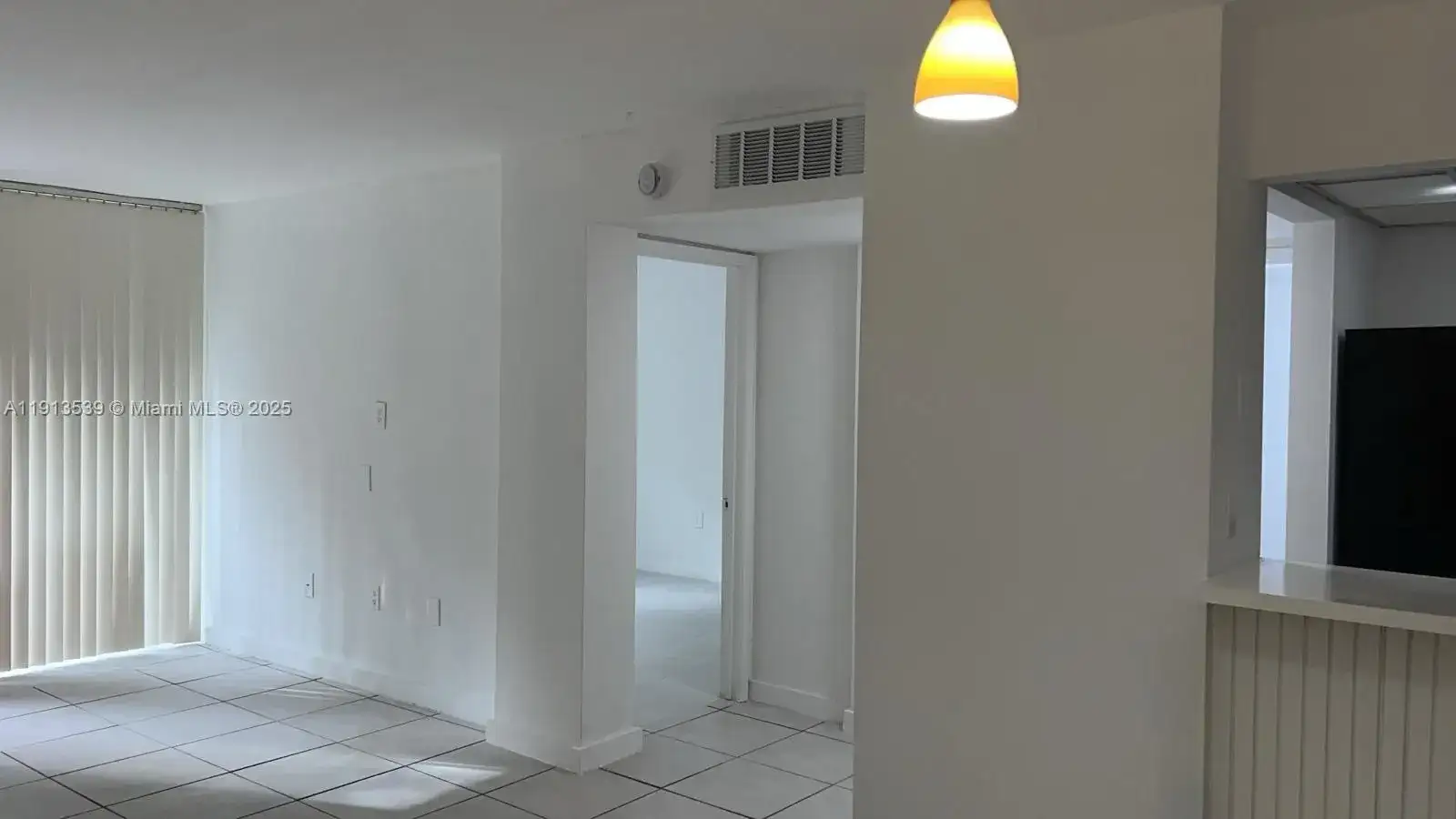 8860 Fontainebleau Blvd # 403, Miami FL 33172 photo 3
