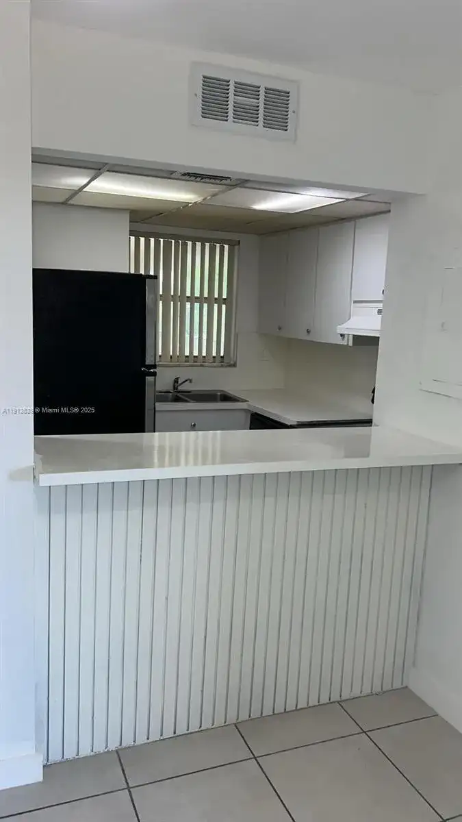8860 Fontainebleau Blvd # 403, Miami FL 33172 photo 5