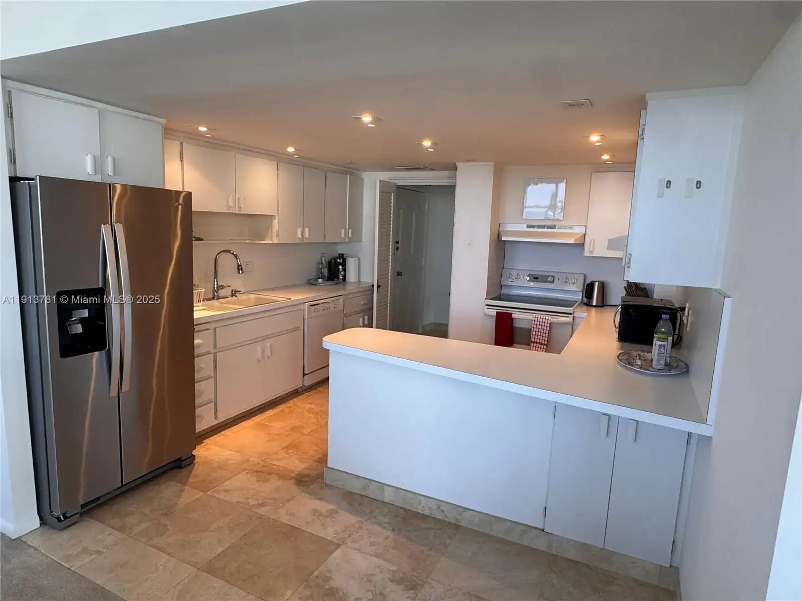 200 Ocean Lane Dr # 909, Key Biscayne FL 33149 photo 5