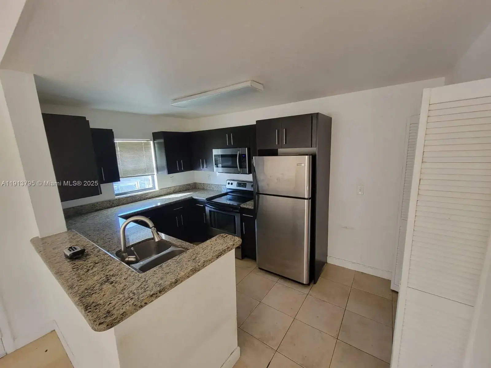 3992 NW 87th Ave # 3992, Sunrise FL 33351 photo 4