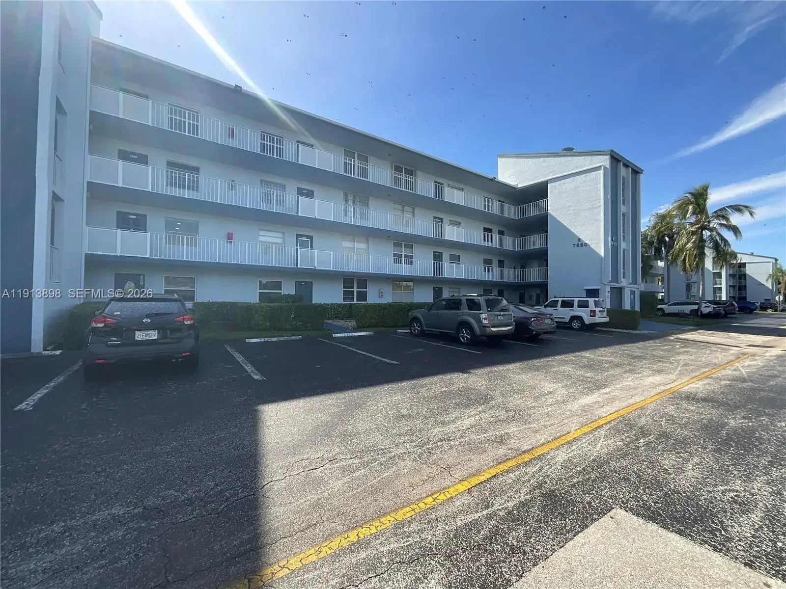 7690 NW 18th St # 303, Margate FL 33063 photo 2