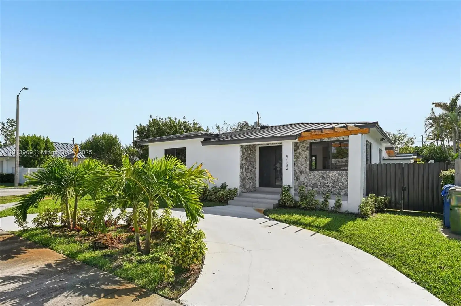 5152 SW 6th St, Coral Gables FL 33134 photo 4