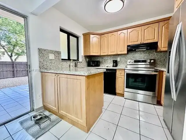 10851 SW 2nd St # K106, Sweetwater FL 33174 photo 2