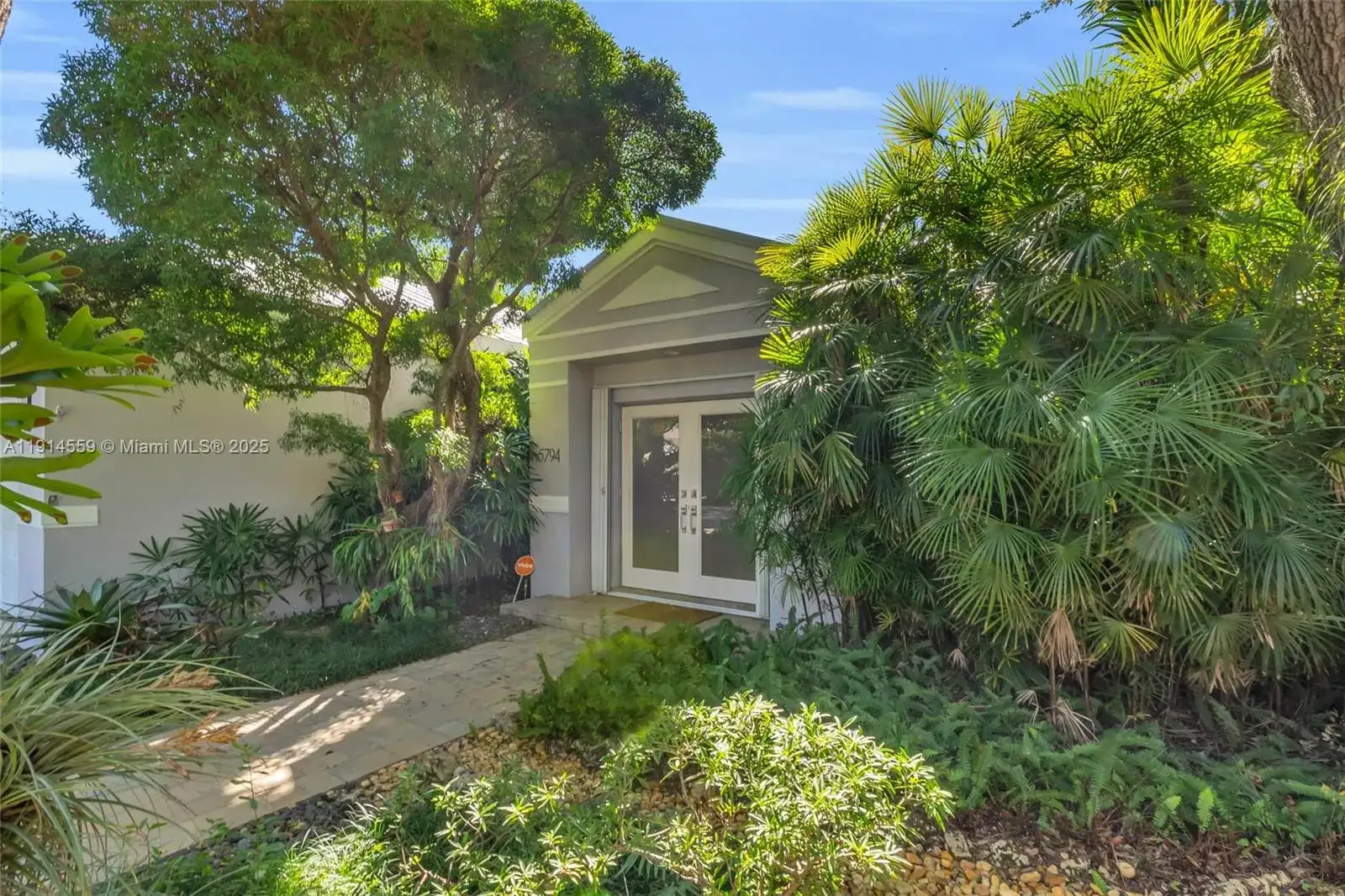 5794 SW 76th Ter, South Miami FL 33143 photo 4