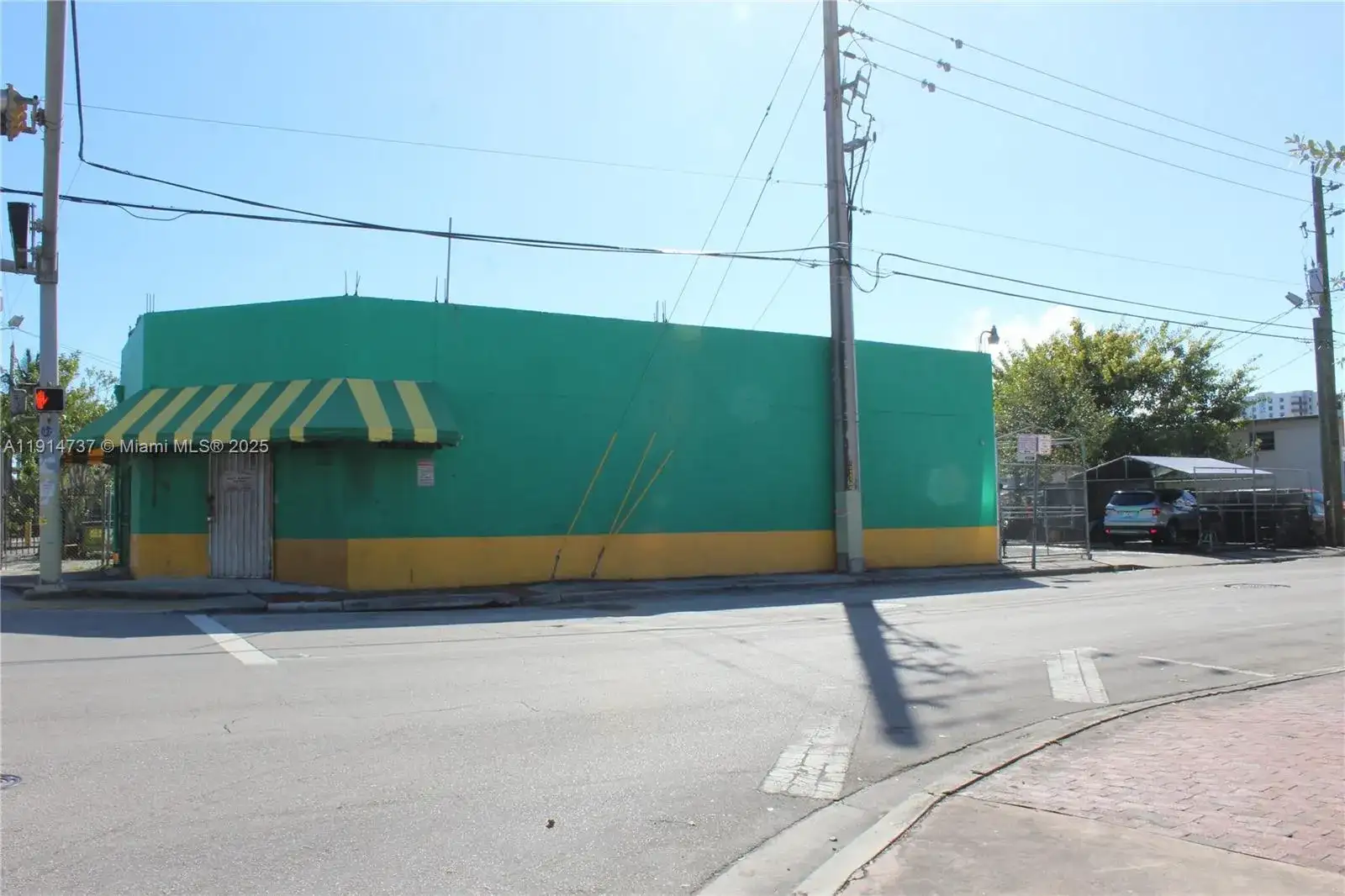 600 SW 17th Ave, Miami FL 33135 photo 2