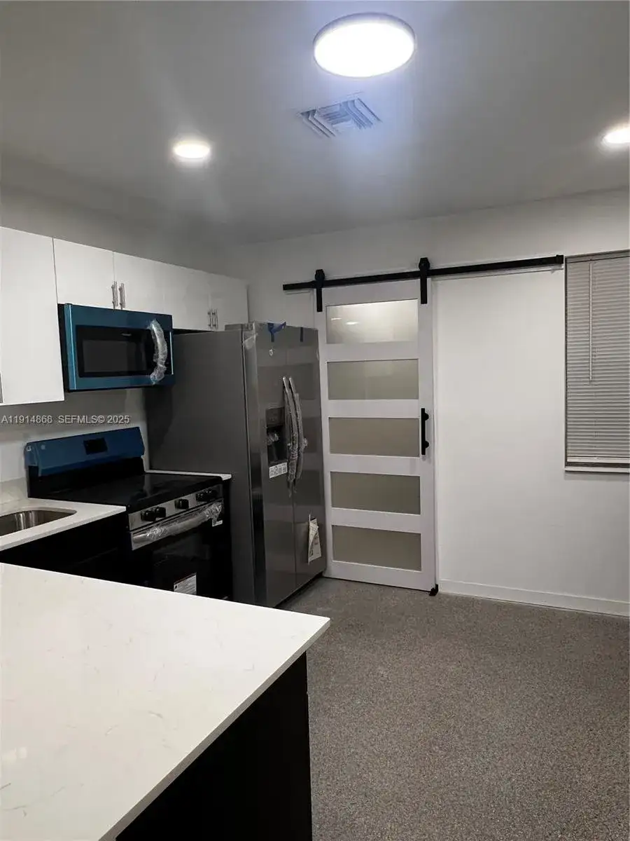 3820 SW 16th St, Fort Lauderdale FL 33312 photo 2