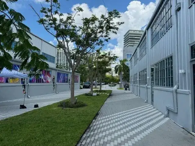 3385 Pan American Dr, Miami FL 33133 photo 3