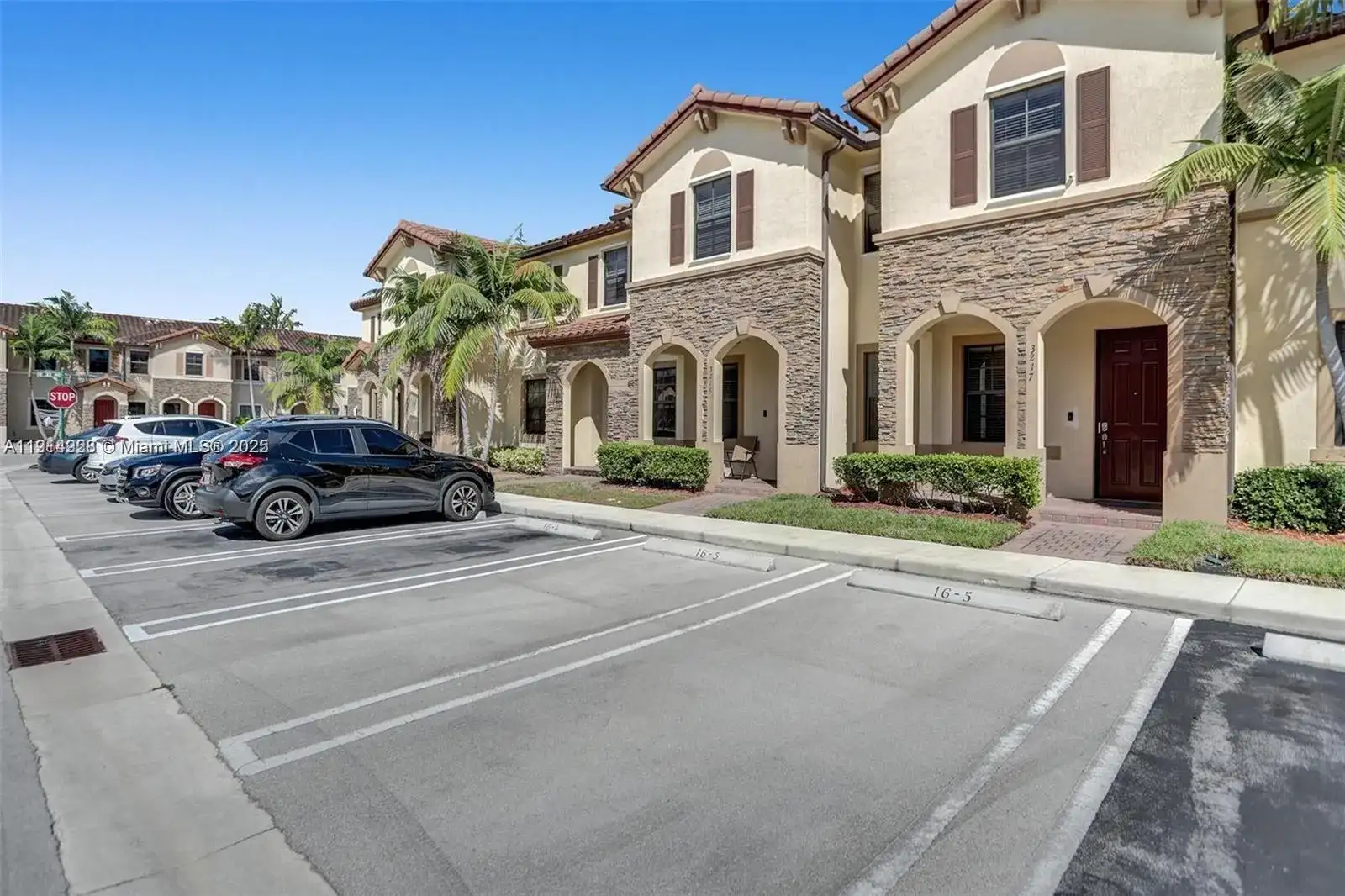 3217 SE 4th St, Homestead FL 33033 photo 3