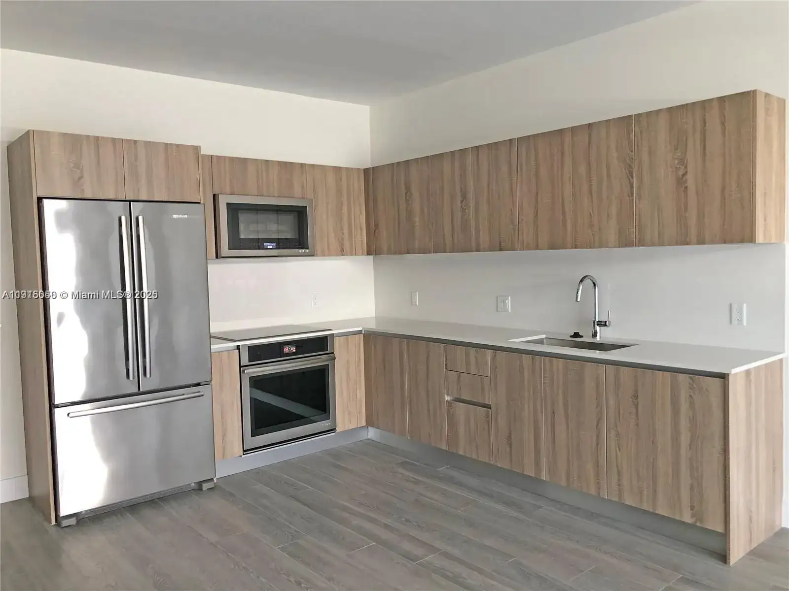 2960 NE 207th St # 1006, Aventura FL 33180 photo 4