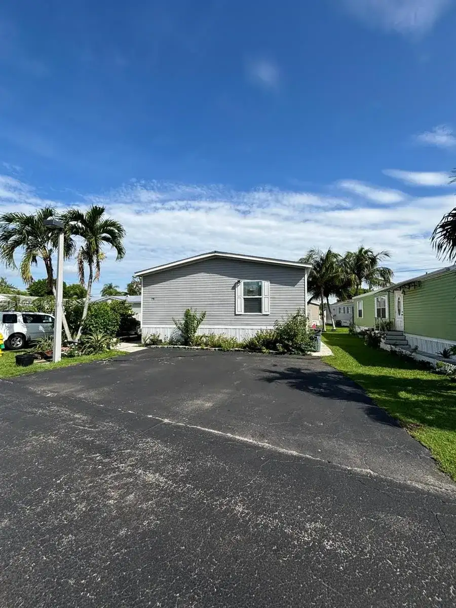 28501 SW 152nd Ave #158, Homestead FL 33033 photo 2