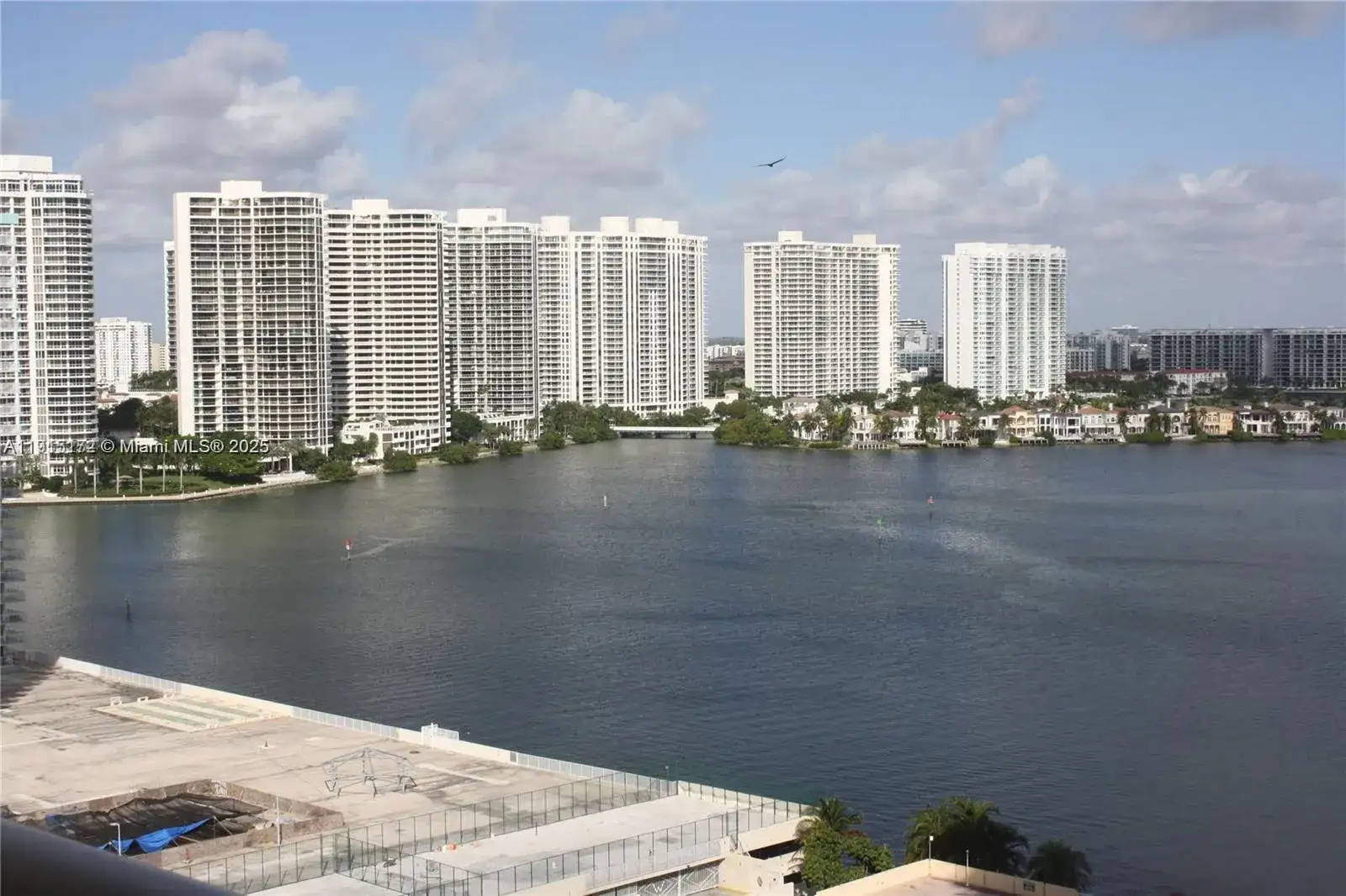 250 174th St # 1809, Sunny Isles Beach FL 33160 photo 2