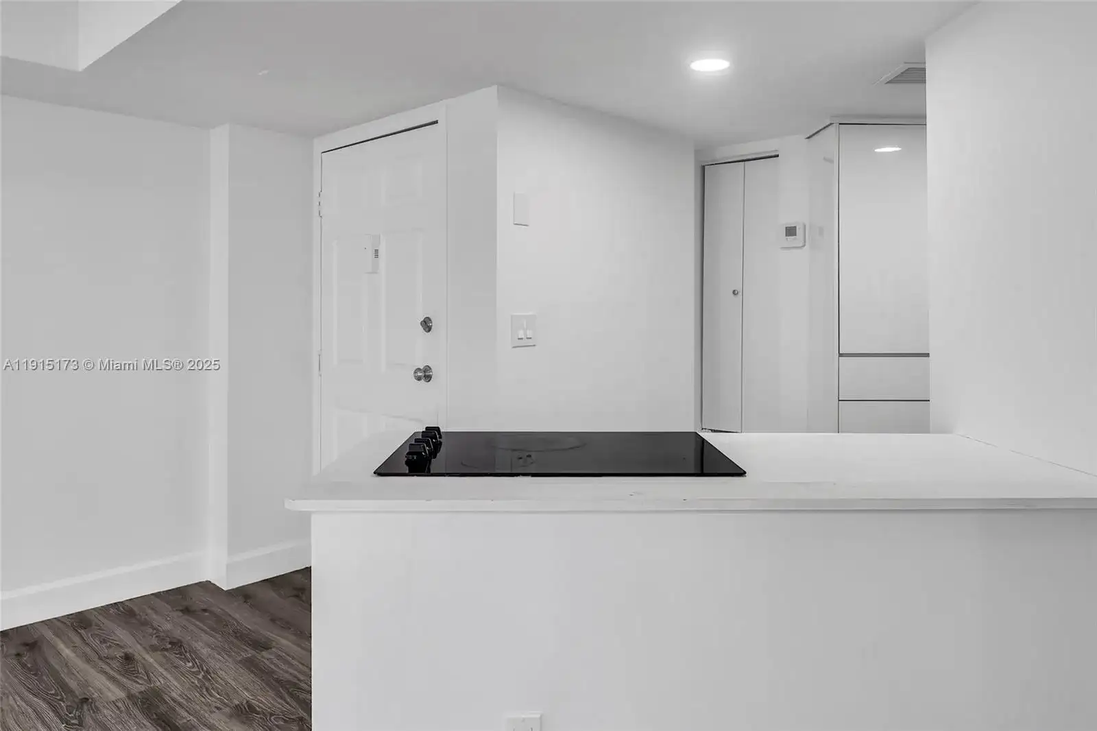 825 Brickell Bay Dr # 1942, Miami FL 33131 photo 5
