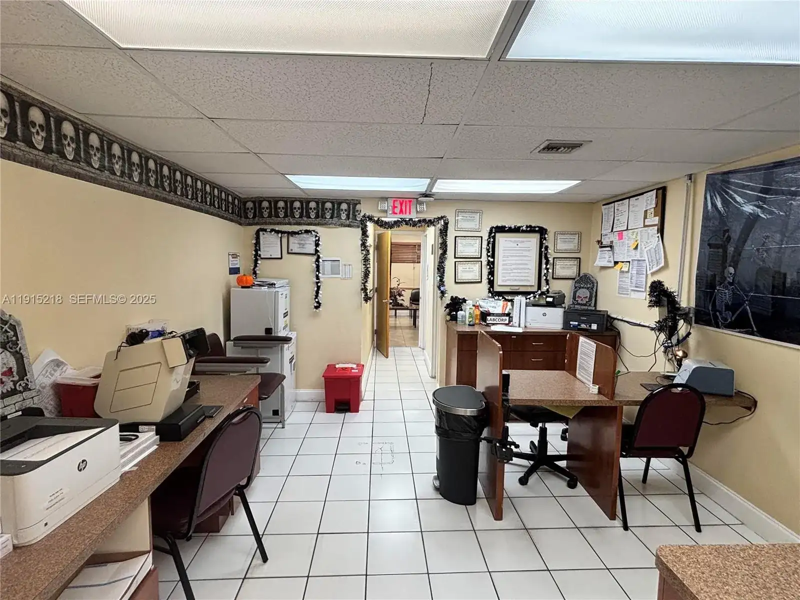 6950 NW 37th Ave, Hialeah FL 33147 photo 2