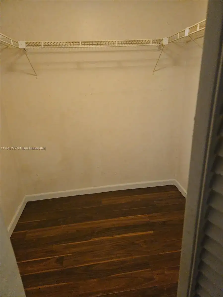 1524 NW 56th Ave # 7, Lauderhill FL 33313 photo 3