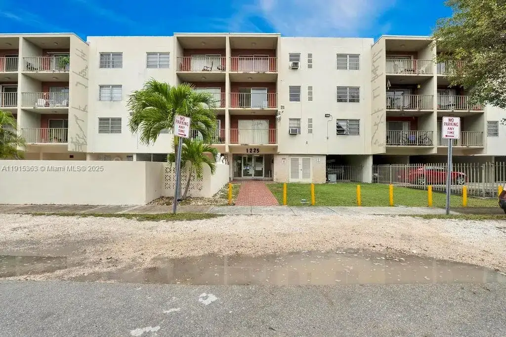 1225 NE 124th St # 42B, North Miami FL 33161 photo 2