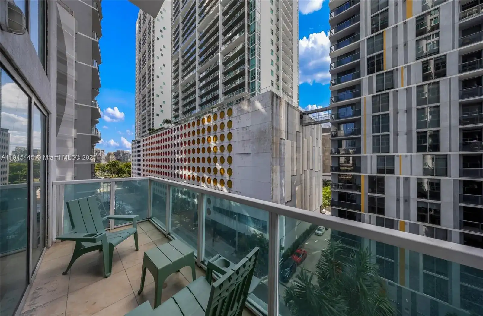 41 SE 5th St # 502, Miami FL 33131 photo 4