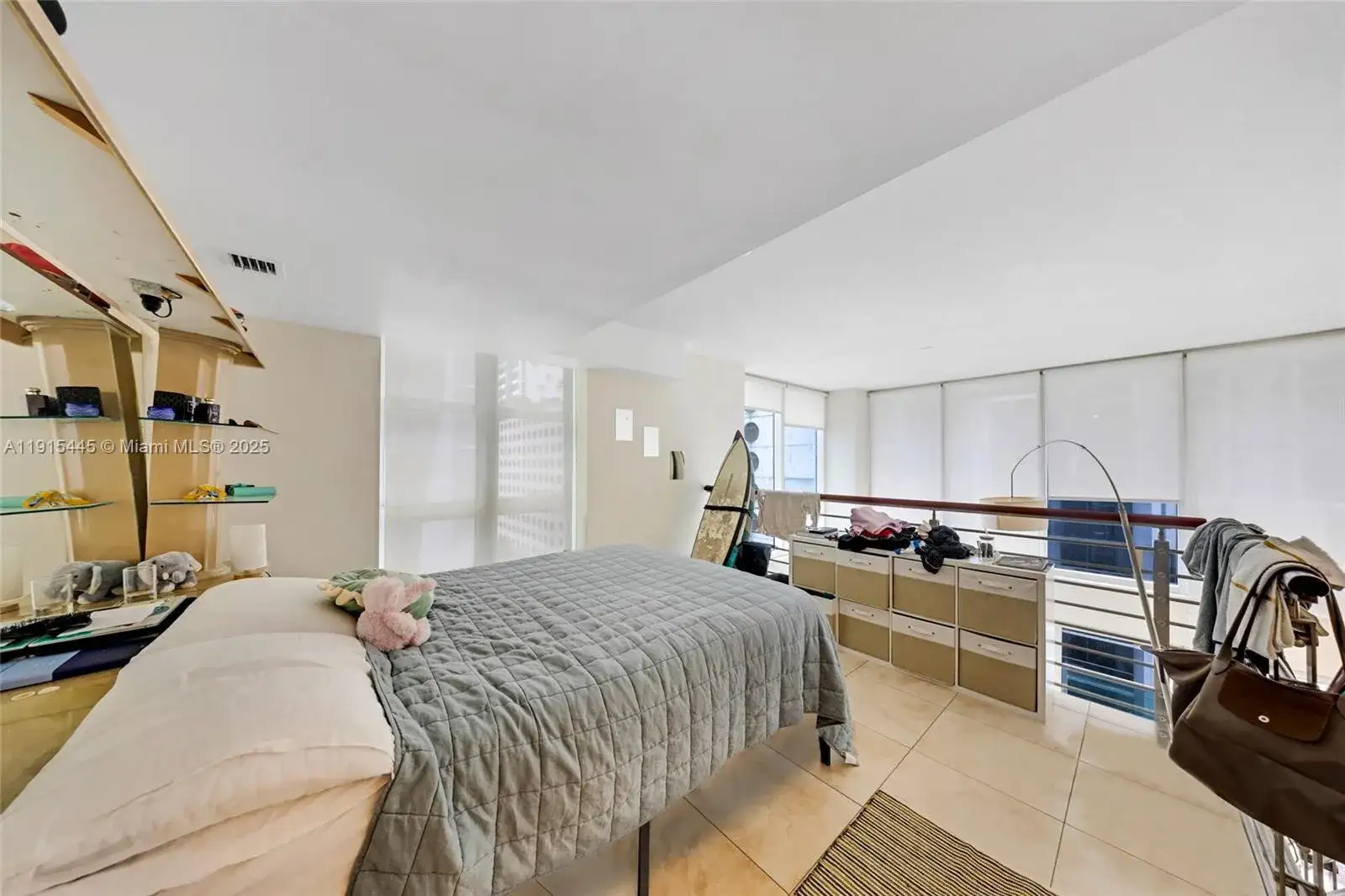 41 SE 5th St # 502, Miami FL 33131 photo 5