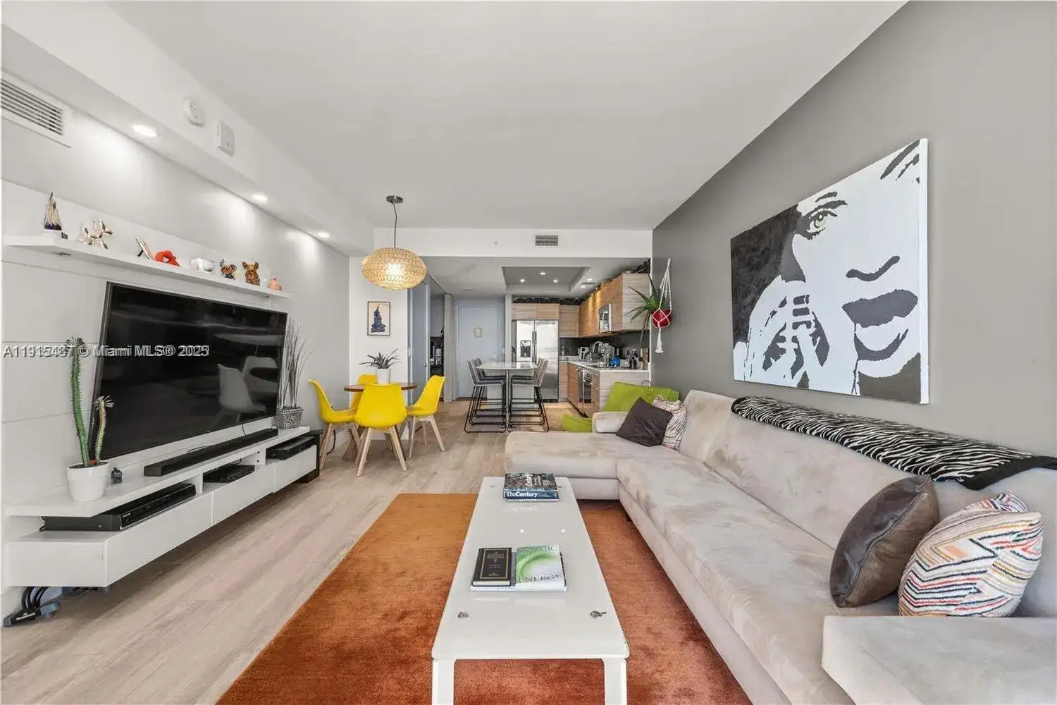 121 NE 34th St # 1705, Miami FL 33137 photo 3