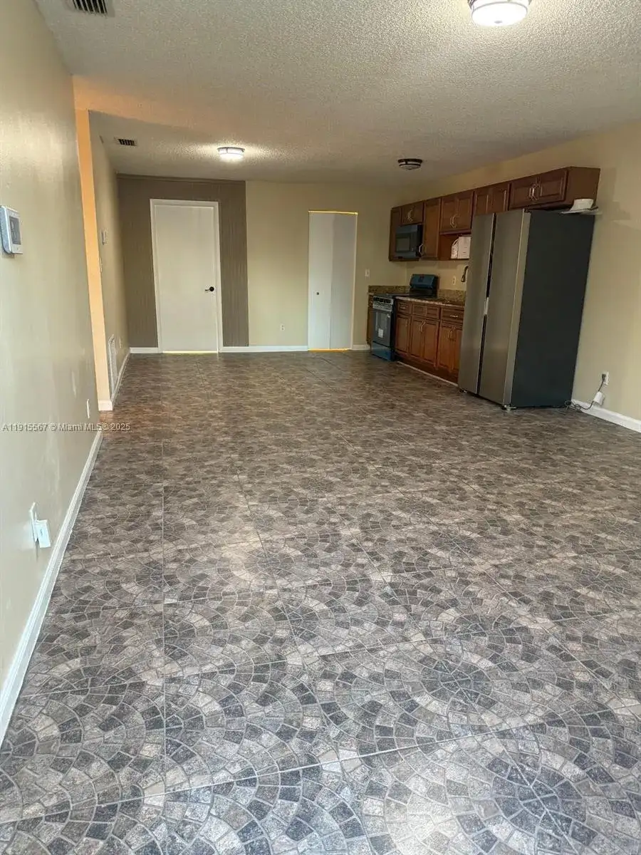 2809 Jefferson Pkwy # B, Fort Pierce FL 34946 photo 3