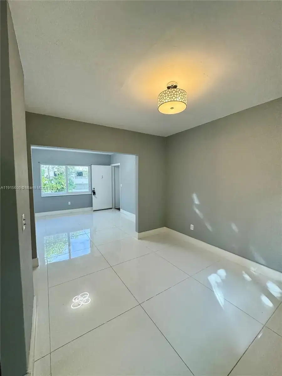 300 Mendoza Ave # 3, Coral Gables FL 33134 photo 5