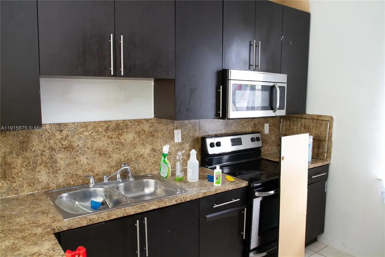 761 SE 2nd St # 761, Homestead FL 33030 photo 2