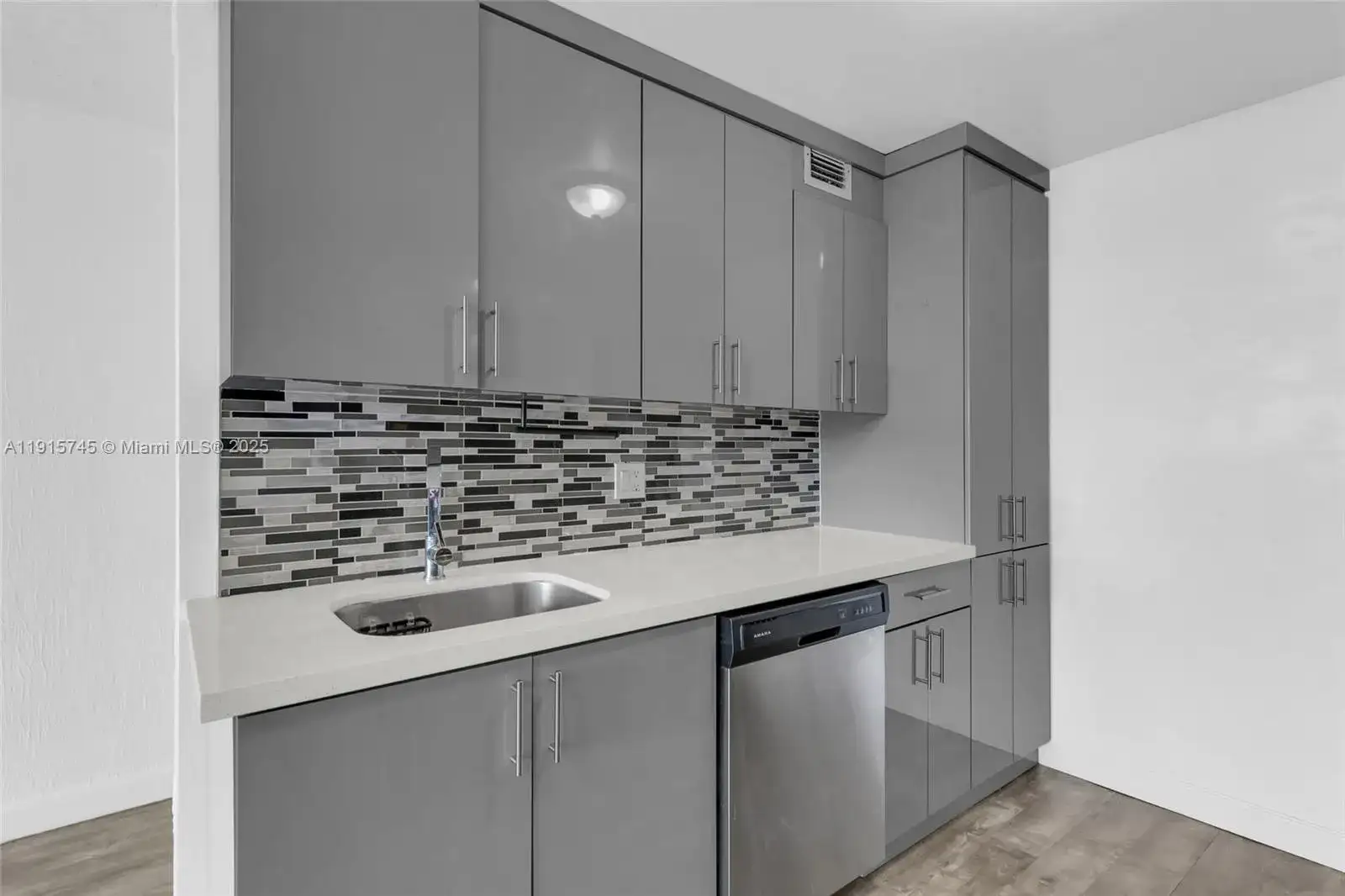 10400 SW 108 AVE # A413, Miami FL 33176 photo 4