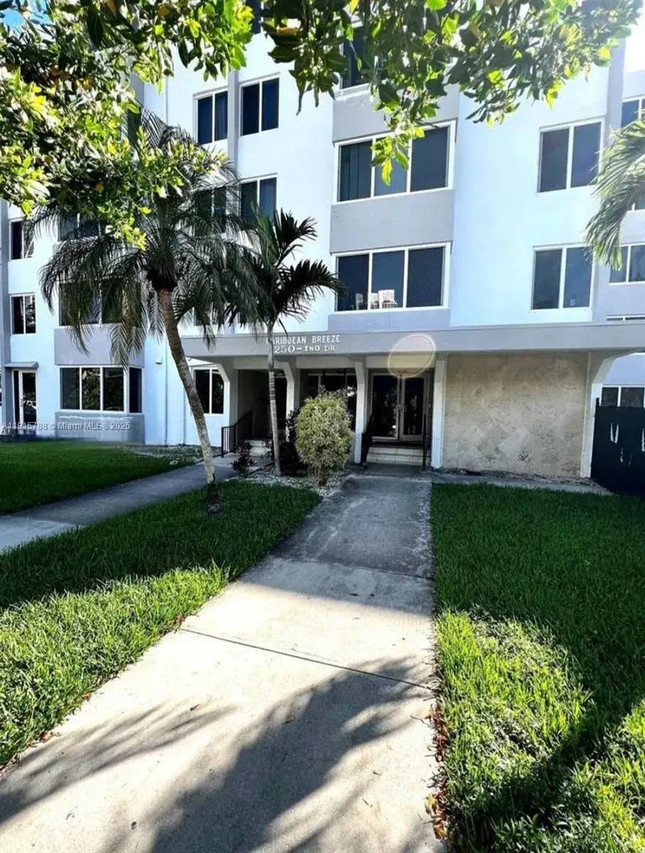 250 180th Dr # 510, Sunny Isles Beach FL 33160 photo 2