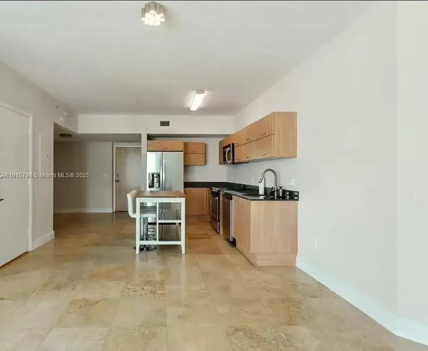 350 S Miami Ave # 1709, Miami FL 33130 photo 2