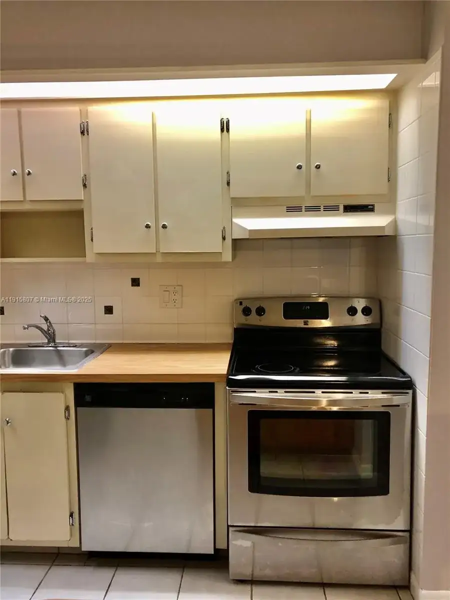 9753 W Mcnab Rd # 112, Tamarac FL 33321 photo 5