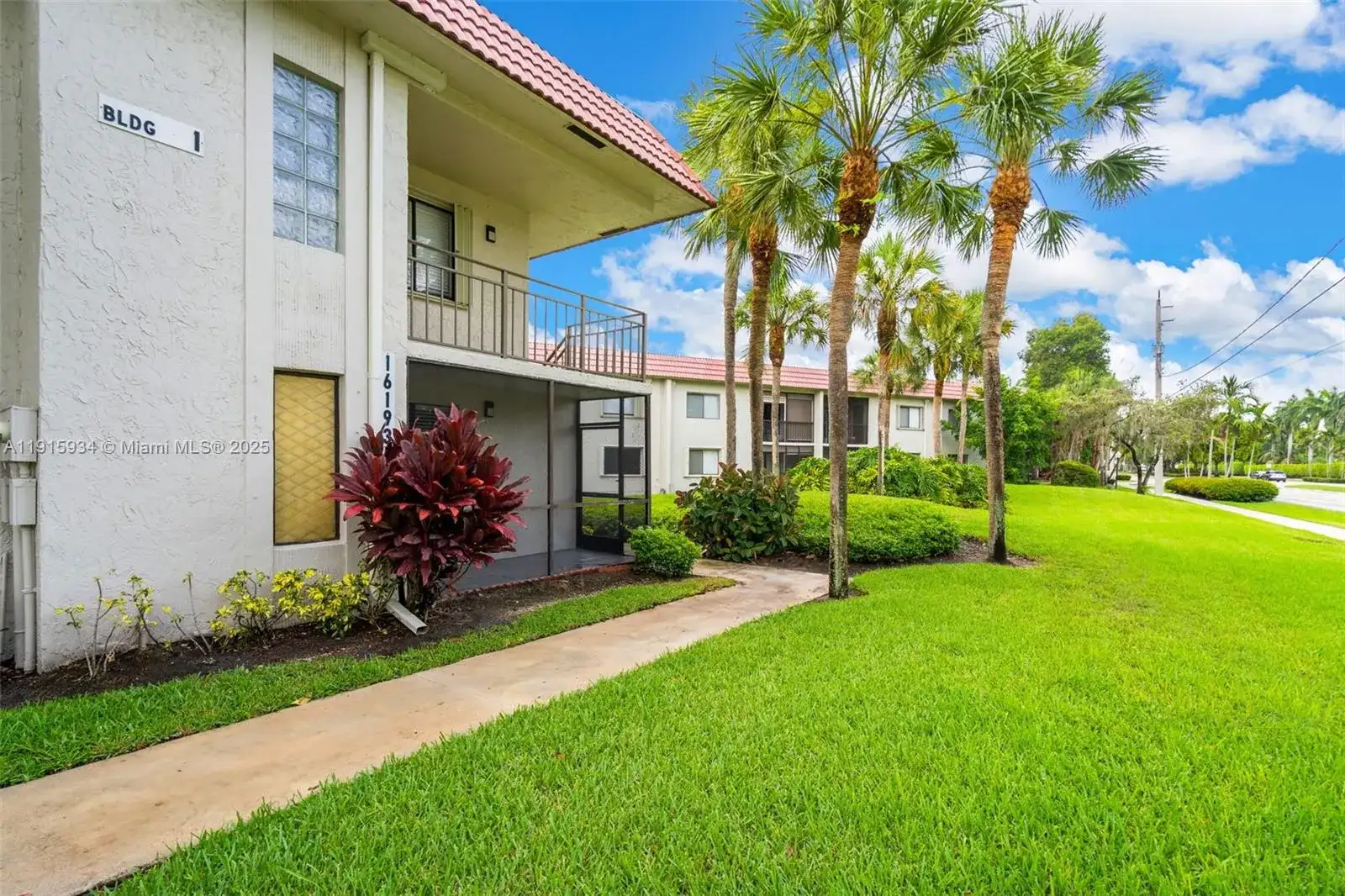 16193 Saddle Club Rd # 102, Weston FL 33326 photo 3