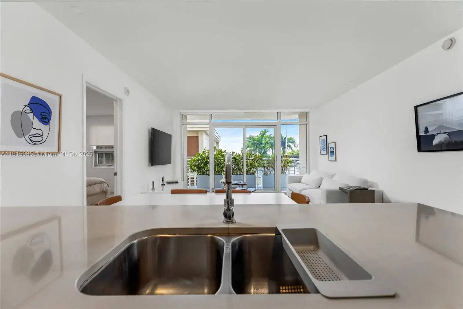 3250 NE 1st Ave # 605, Miami FL 33137 photo 4