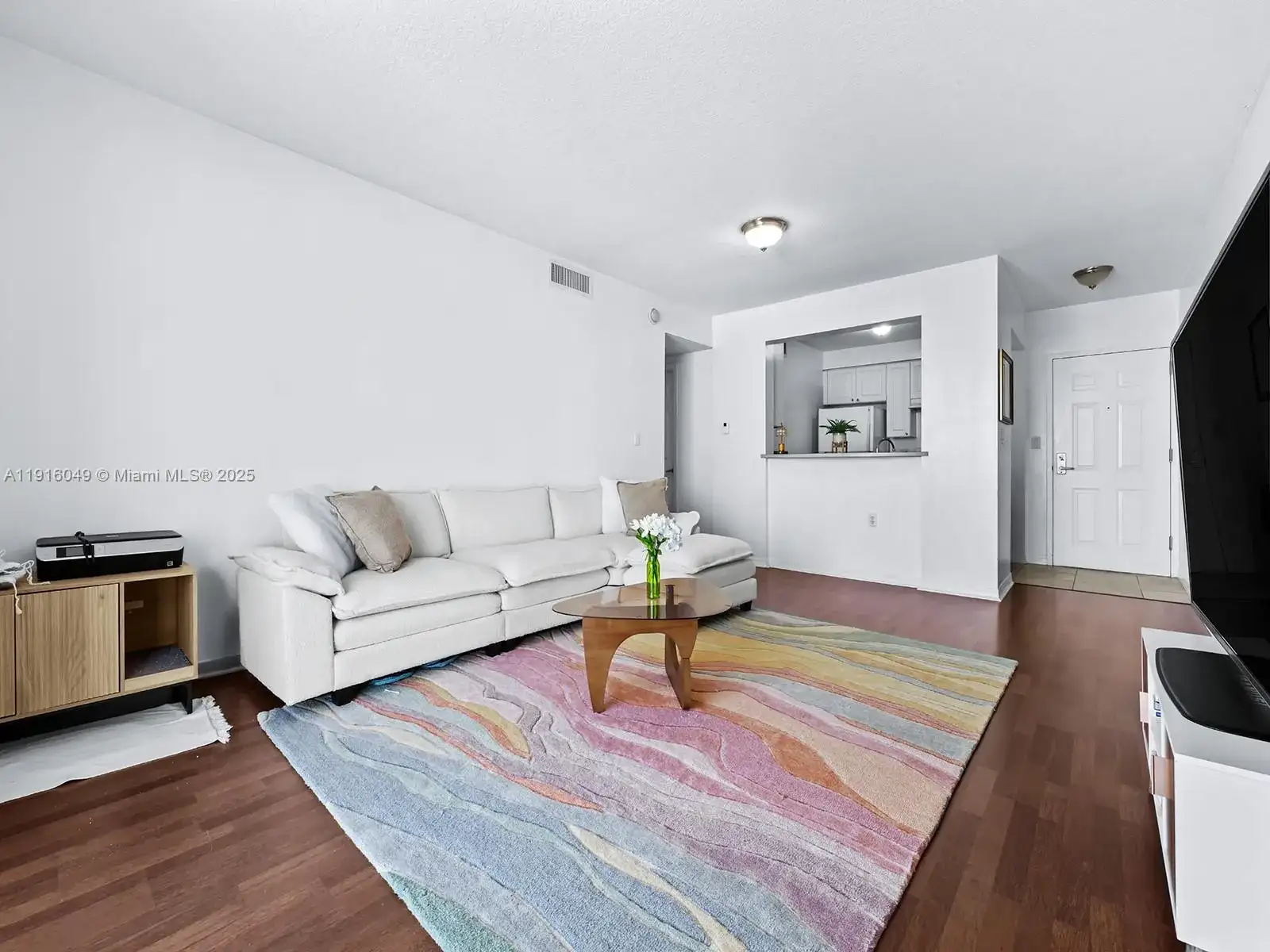 900 SW 8th St # 1208, Miami FL 33130 photo 5