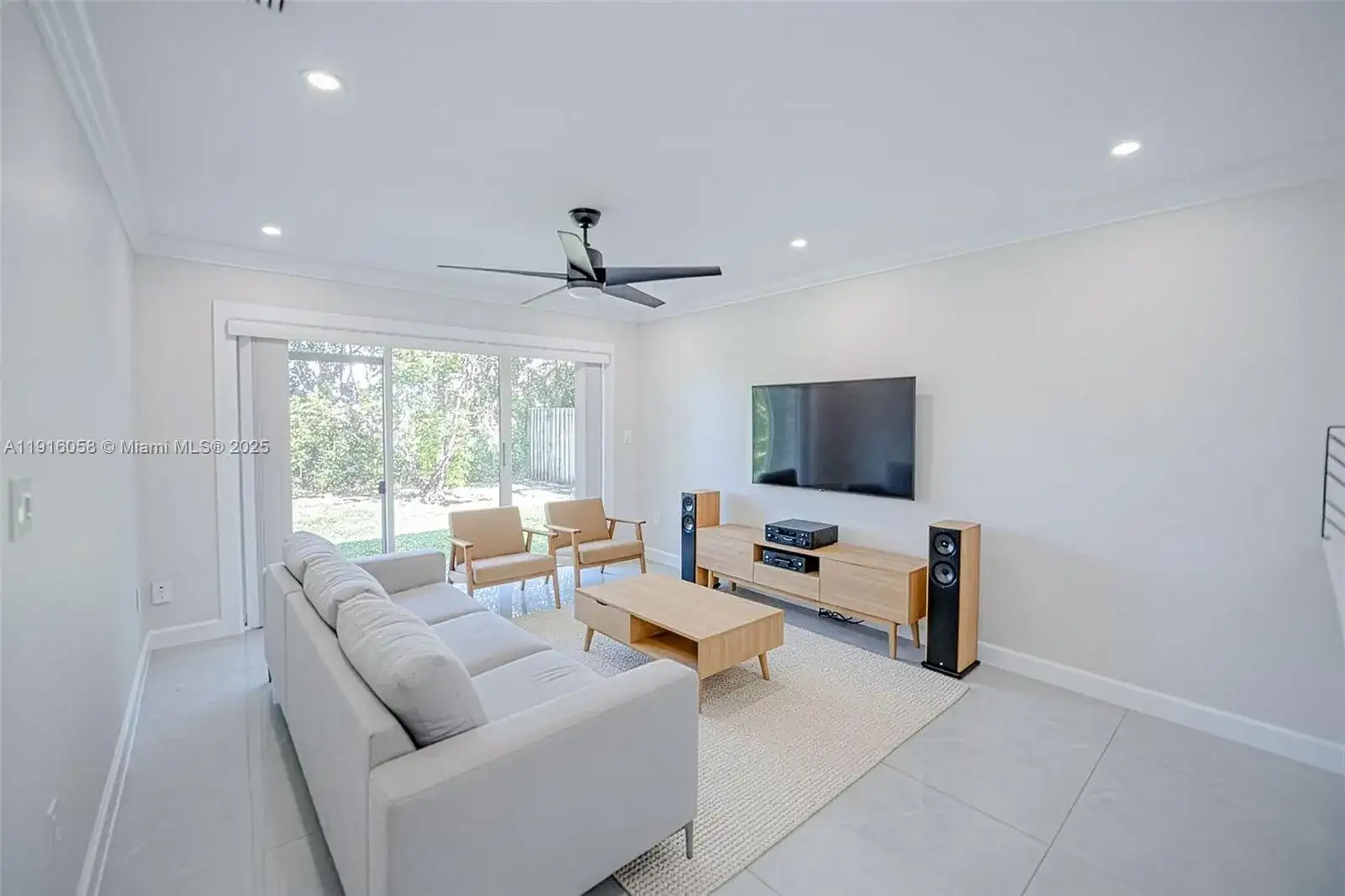 15461 170TH TER, Miami FL 33187 photo 5