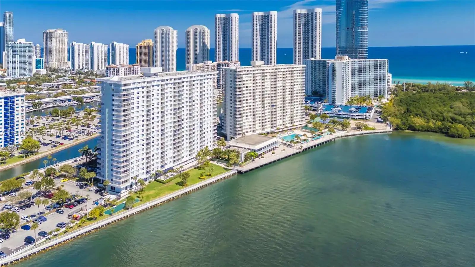 500 Bayview Dr # 231, Sunny Isles Beach FL 33160 photo 3