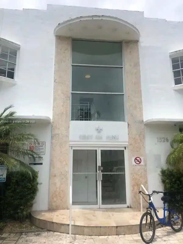 1526 Pennsylvania Ave # 19, Miami Beach FL 33139 photo 2