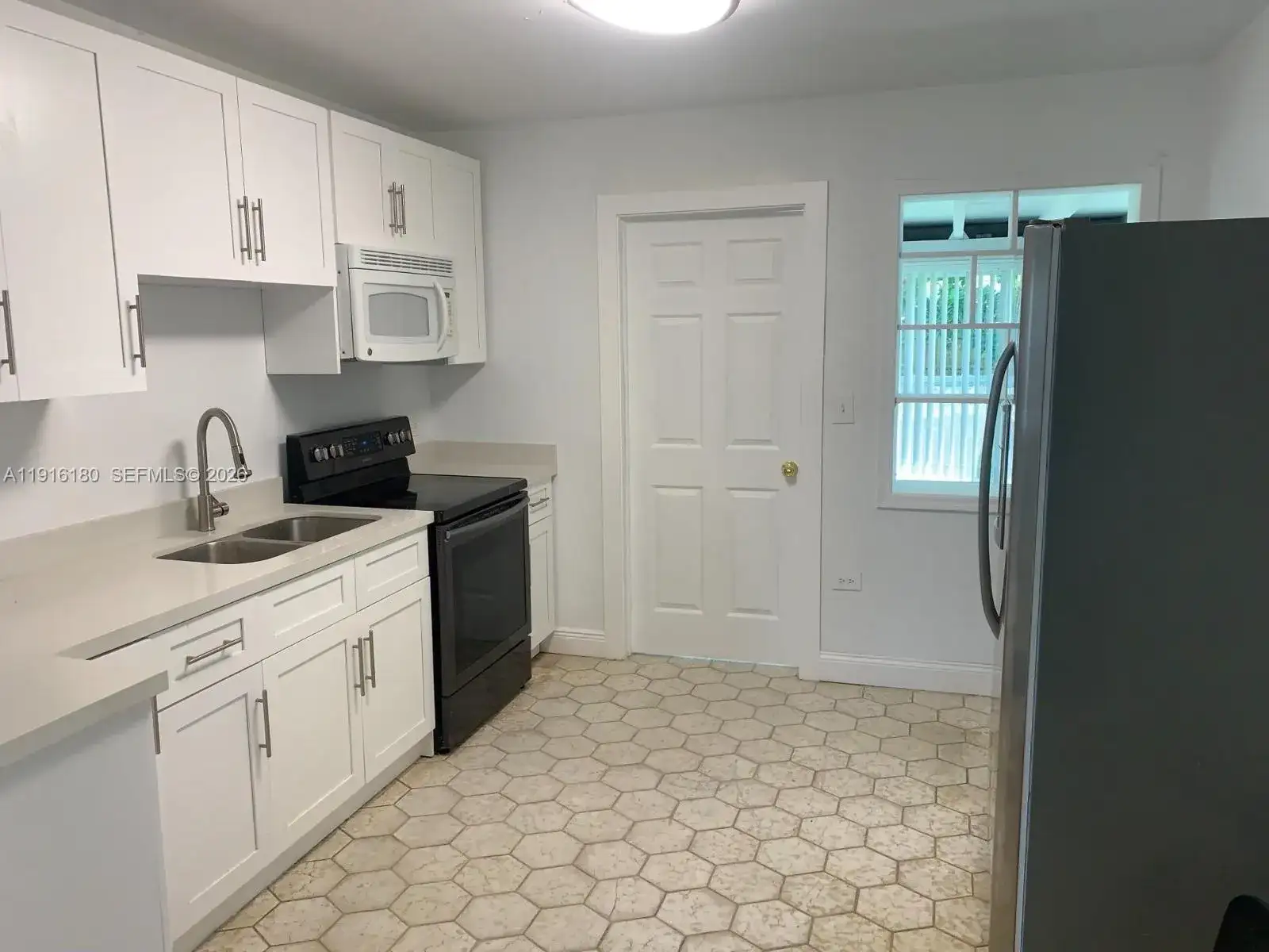 60 NW 122nd St, North Miami FL 33168 photo 5