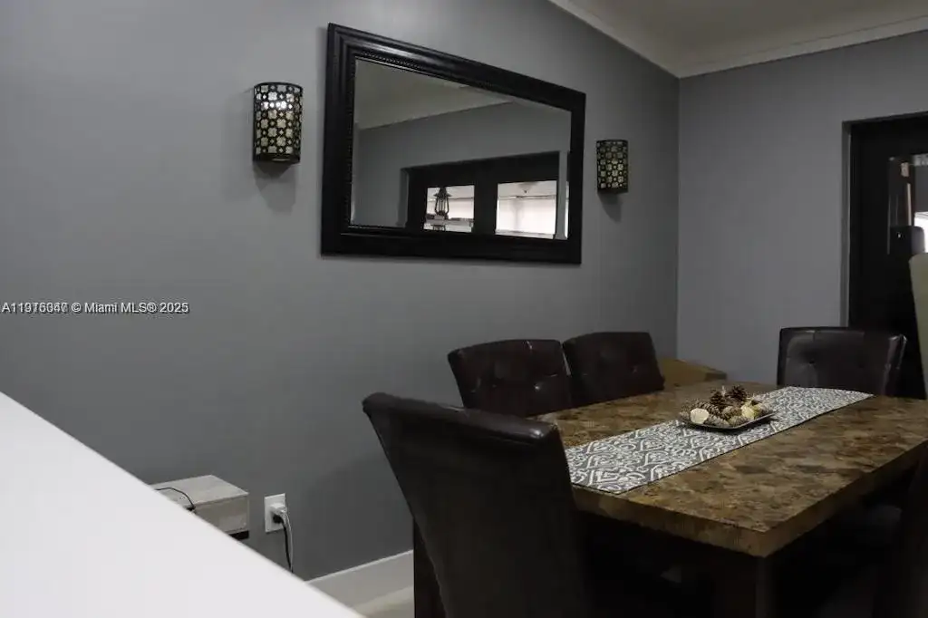 10384 NW 128th Ter # 0, Hialeah Gardens FL 33018 photo 2