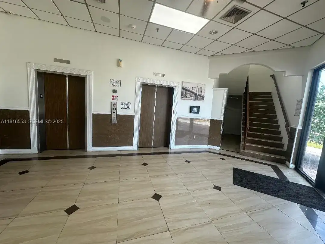 2100 W 76th St # 203, Hialeah FL 33016 photo 2