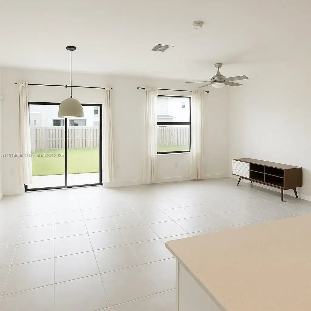 25564 SW 108th Ave, Homestead FL 33032 photo 2