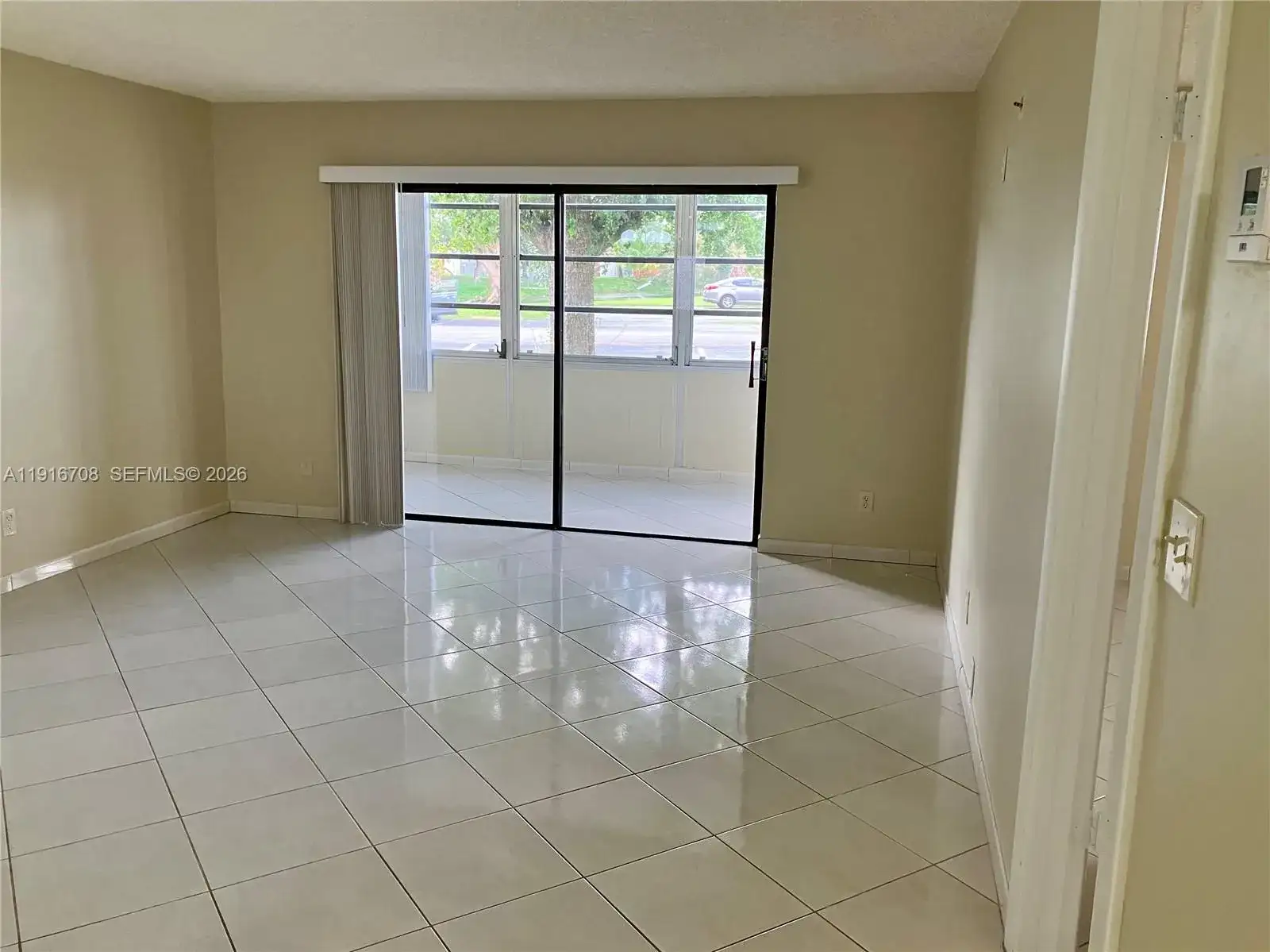 4270 NW 40th St # 103, Lauderdale Lakes FL 33319 photo 3