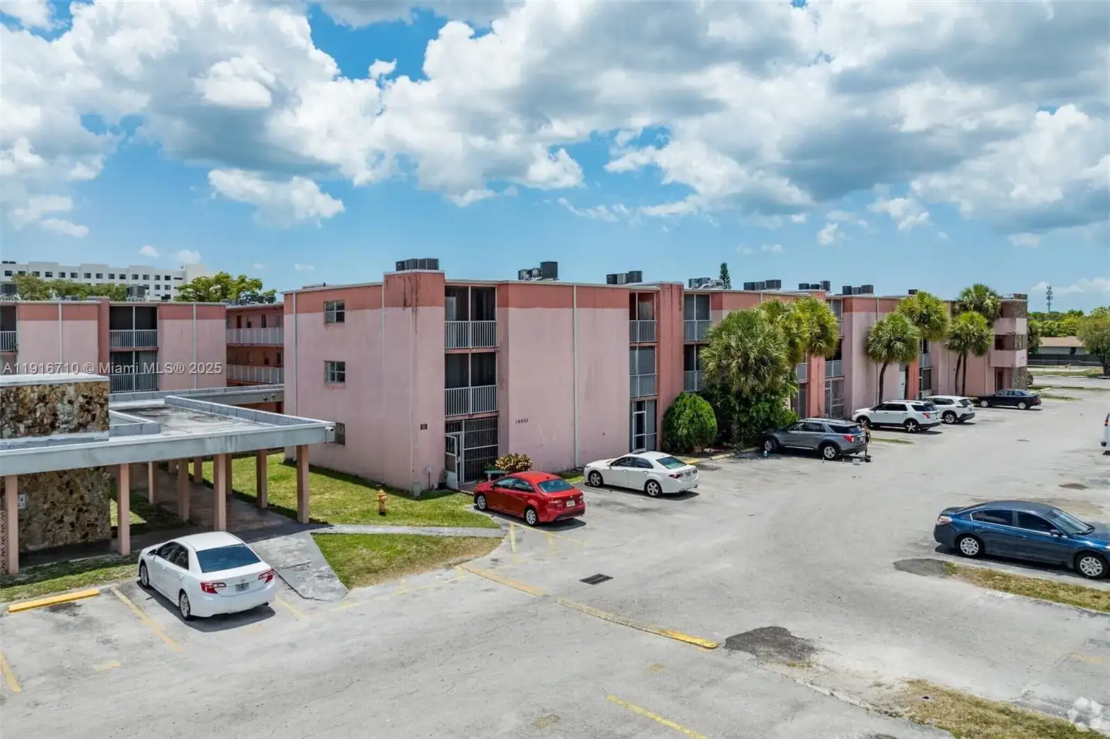 19825 SW 114th Ave # 323, Miami FL 33157 photo 3