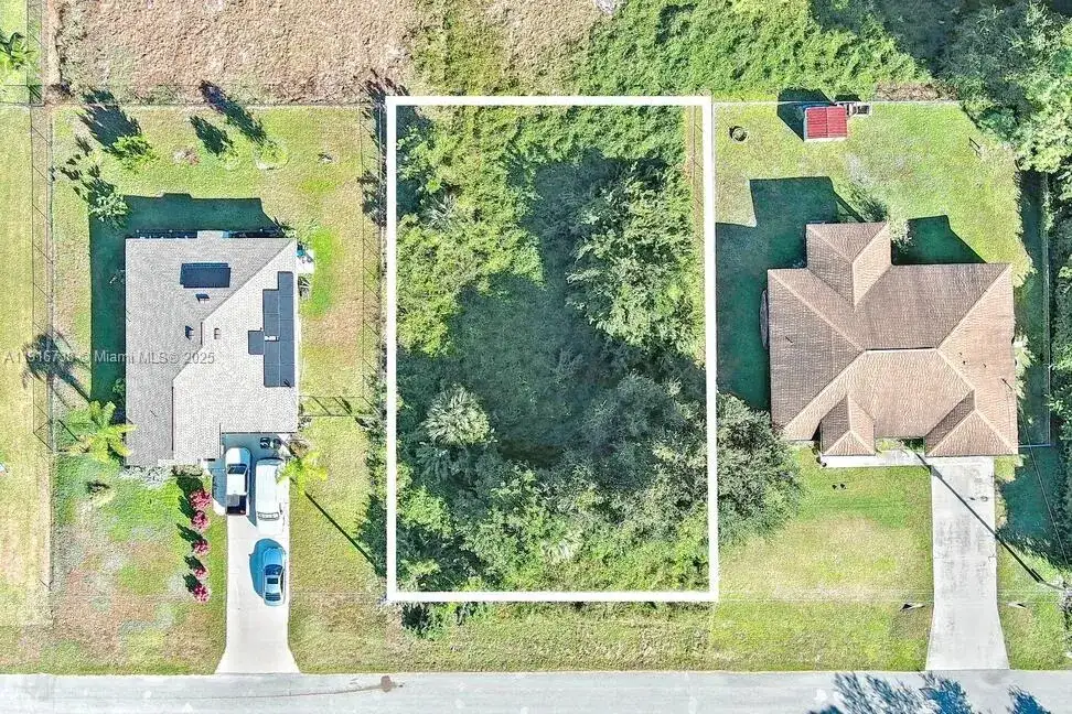 341 Ranchito Ave, Lehigh Acres FL 33974 photo 2