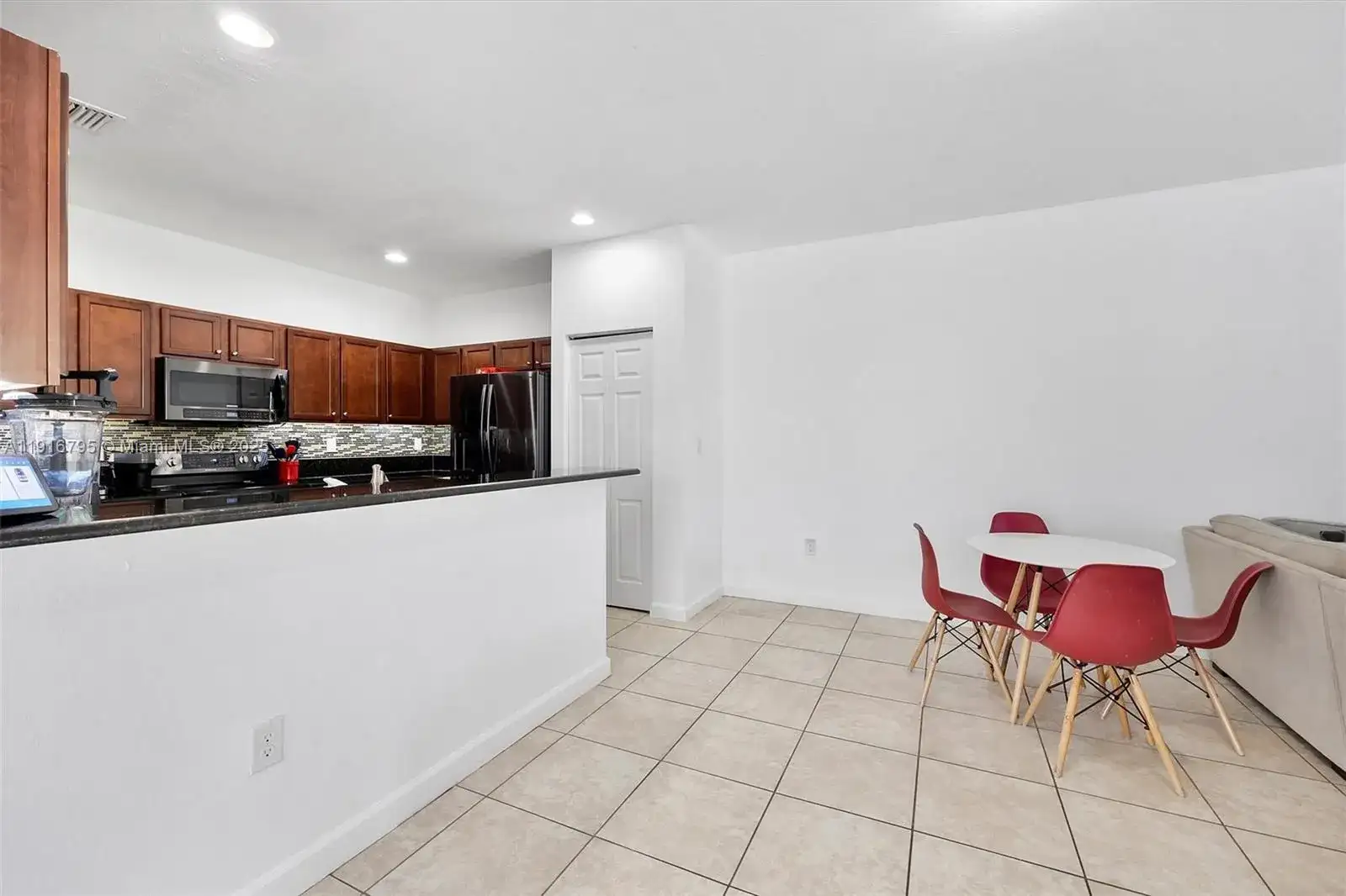 9115 SW 227th Ter, Cutler Bay FL 33190 photo 5