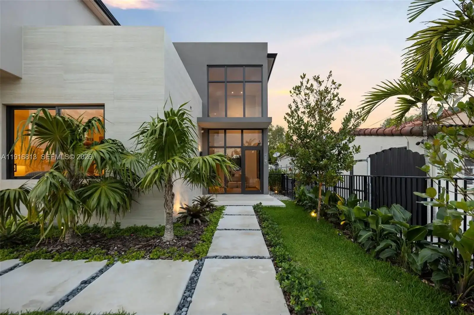 2175 SW 25th St, Miami FL 33133 photo 2