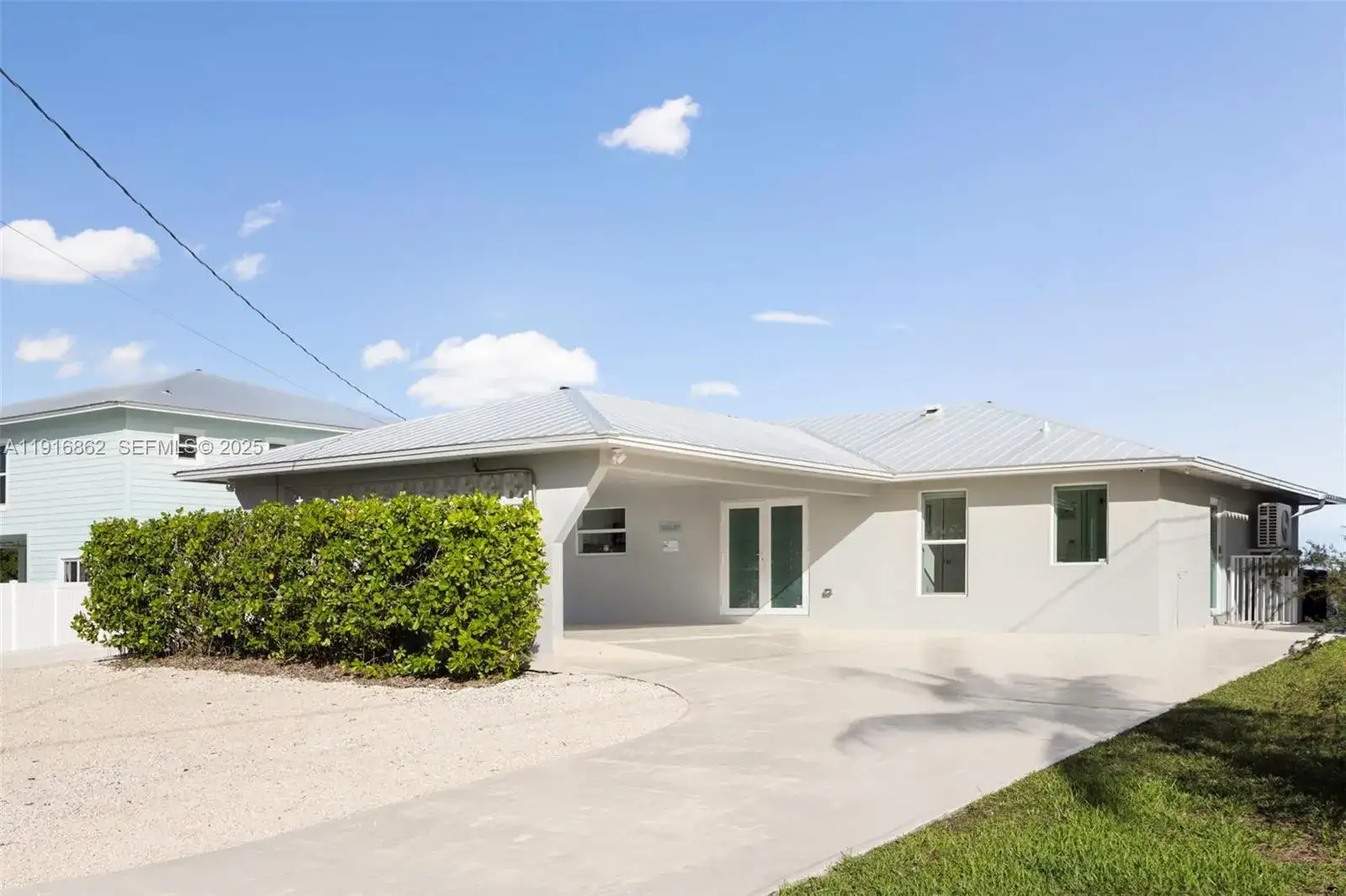 1733 Sunrise Dr, Big Pine FL 33043 photo 4