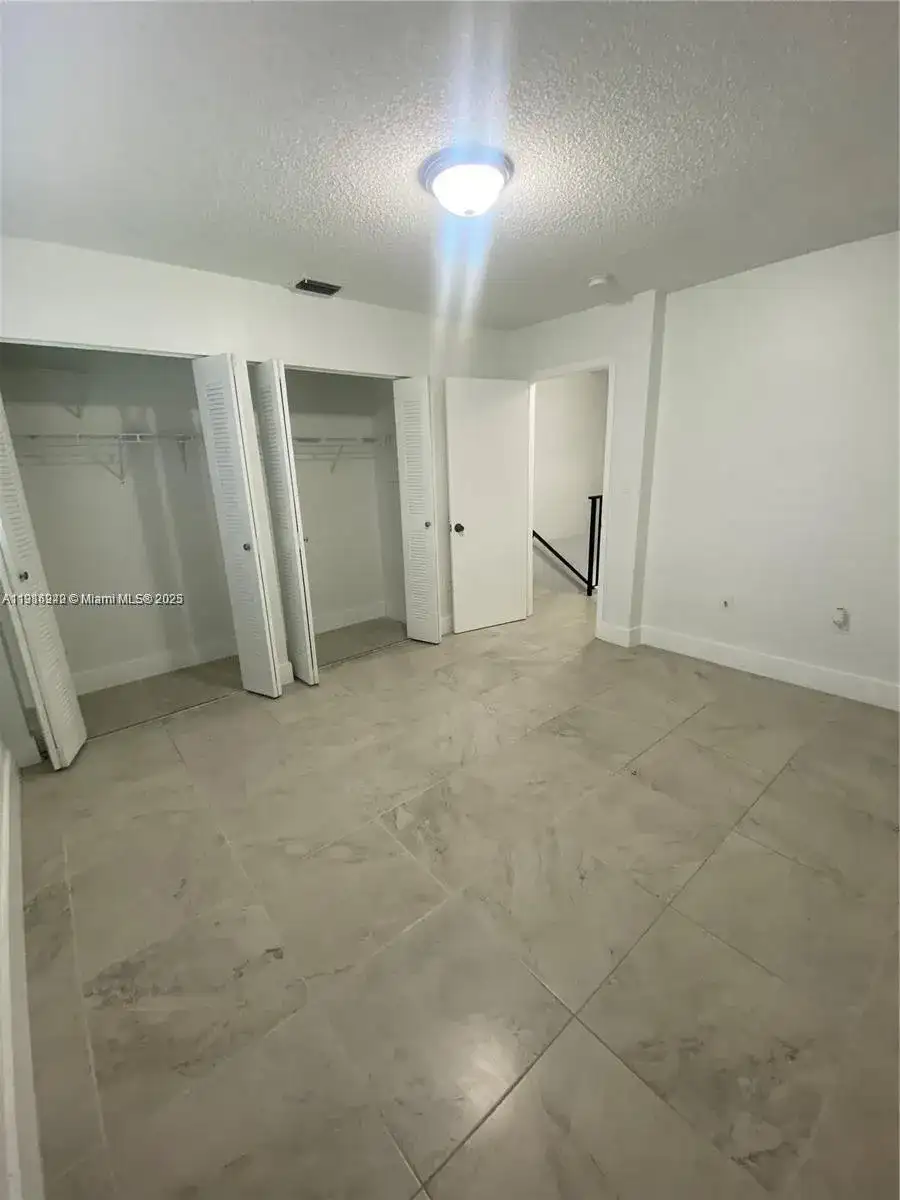 1650 W 44th Pl # 227, Hialeah FL 33012 photo 5