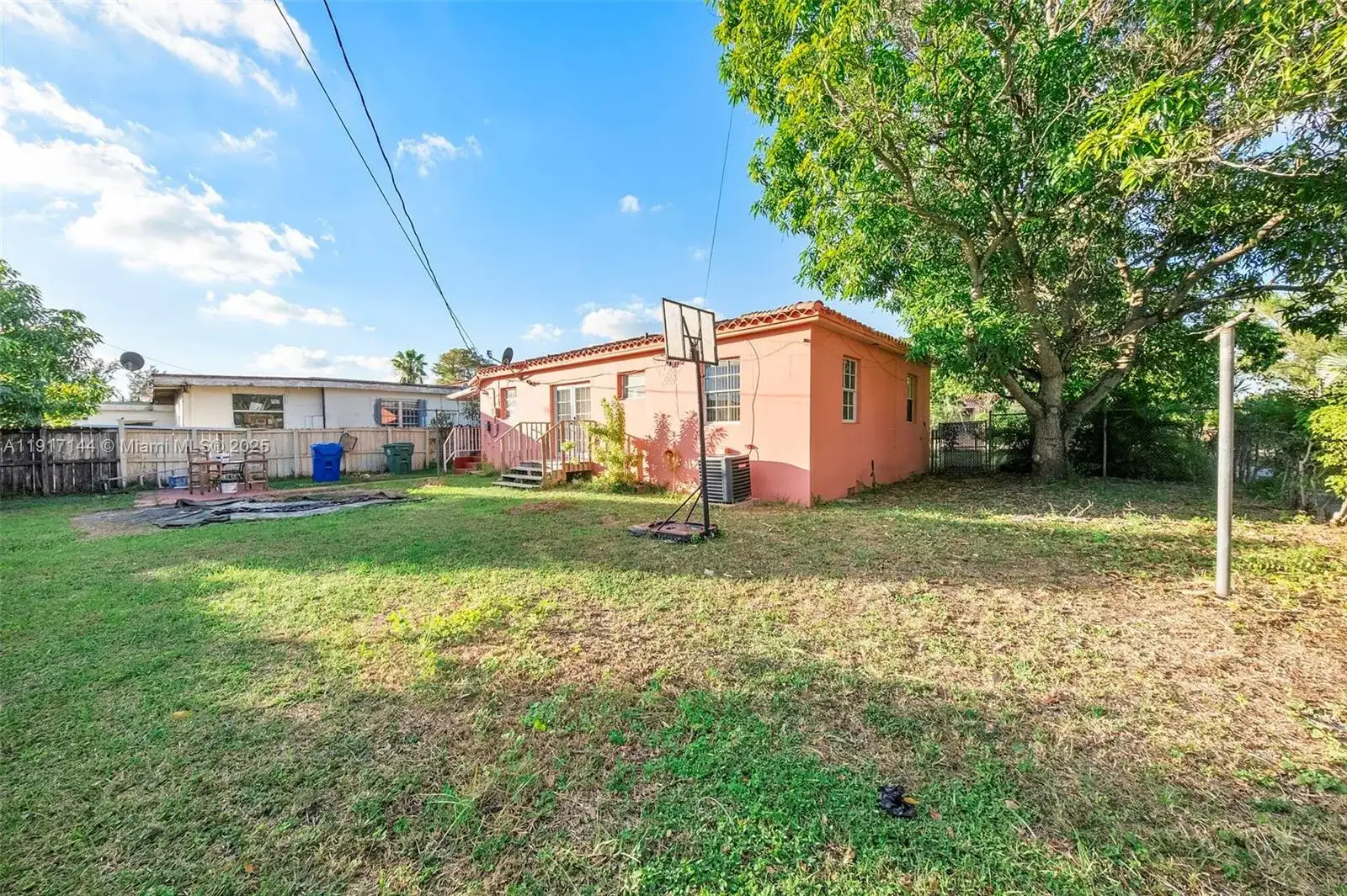 5300 SW 6th St, Miami FL 33134 photo 5