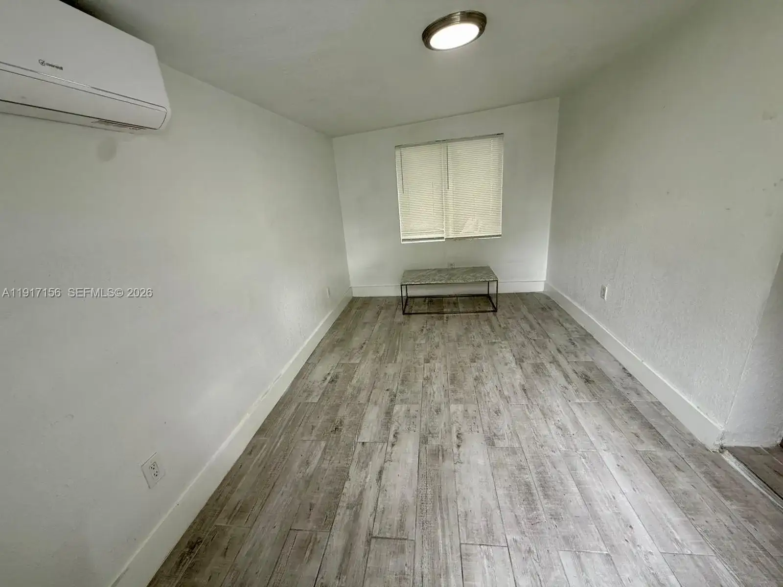16200 NE 3rd Ave # B, Miami FL 33162 photo 2