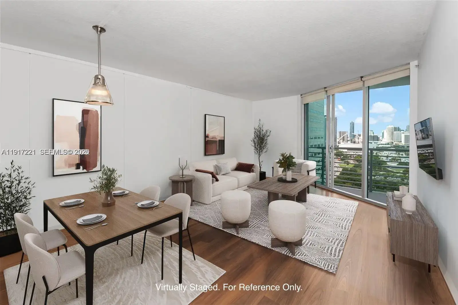 325 S Biscayne Blvd # 2918, Miami FL 33131 photo 4
