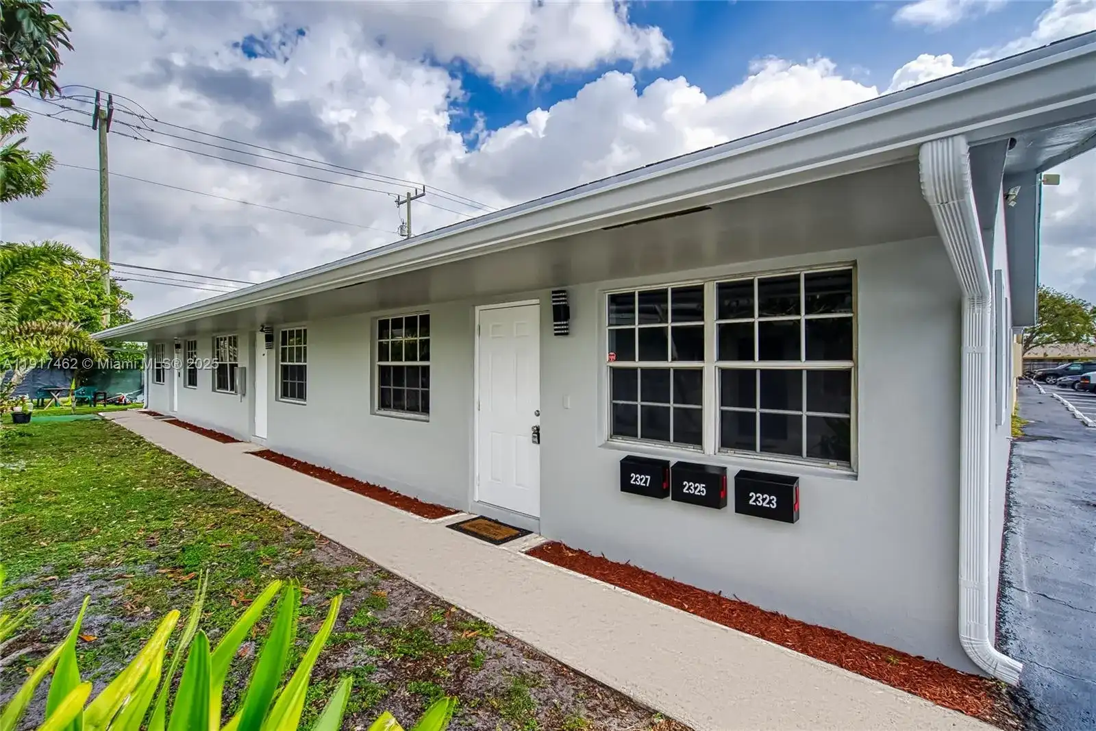 2323 NW 52nd Ct # 2323, Tamarac FL 33309 photo 2